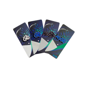 Quatro modelos de pins de ciclismo ABCC em cards exclusivos